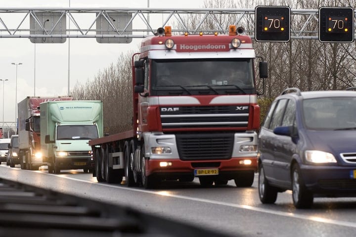 Vrachtwagens in de file | Foto: ANP
