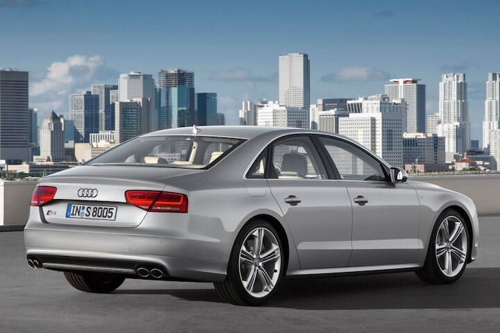 Audi S8