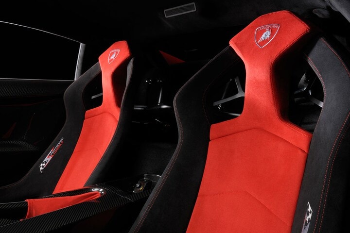 Lamborghini Gallardo LP 570-4 Super Trofeo Stradal