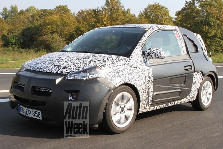 Opel Allegra Spyshots