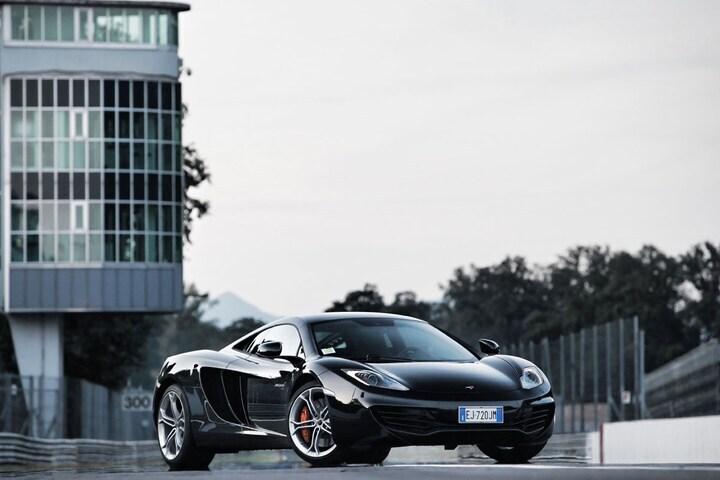 McLaren MP4-12C