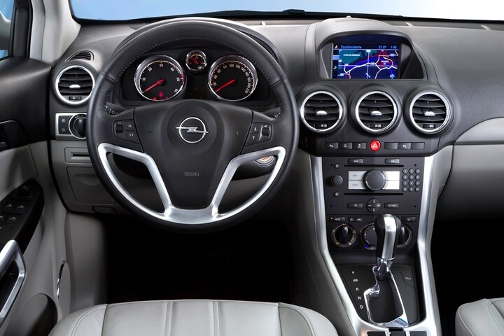 Opel Antara