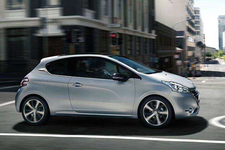Peugeot 208