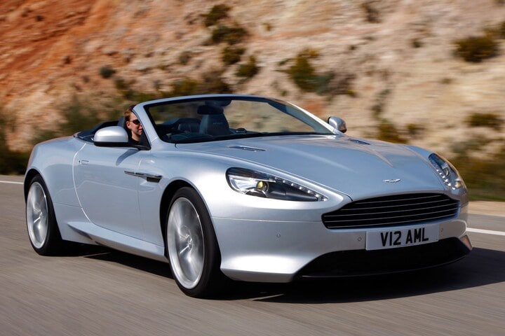 Aston Martin Virage
