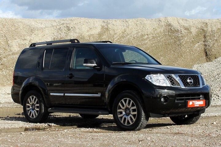 Nissan Patrol Van