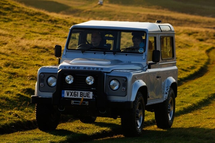 Land Rover Defender 90 Station Wagon