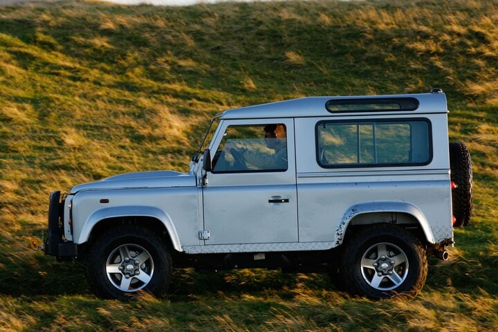 Land Rover Defender 90 Station Wagon