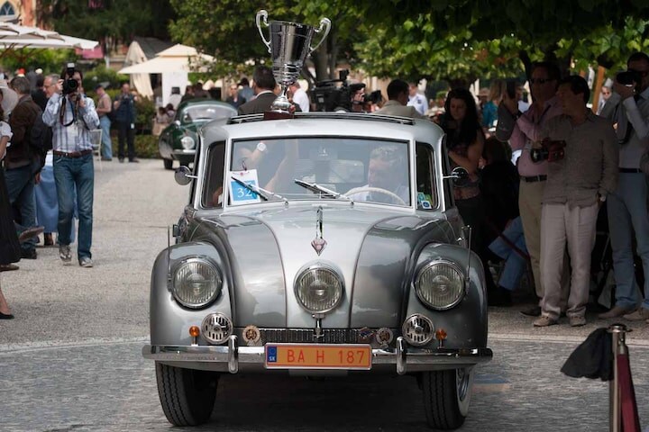 Tatra 87