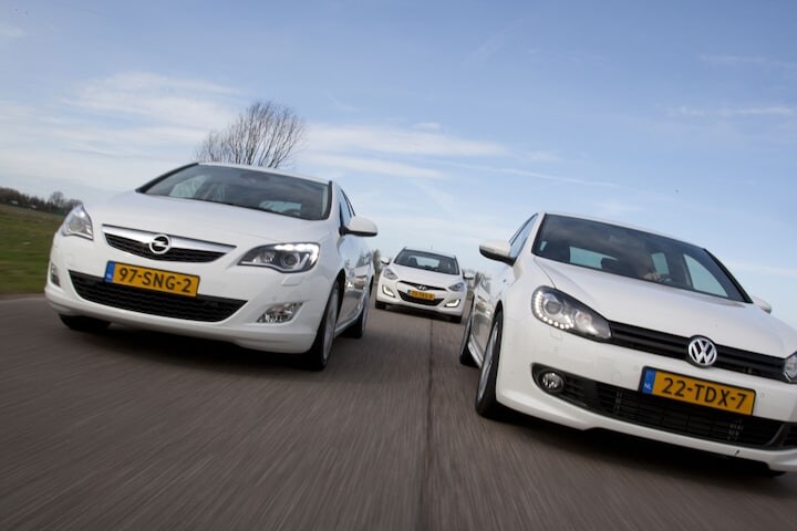 Hyundai 130 1.6 GDI  Opel Astra 1.4 Turbo 140 pk 