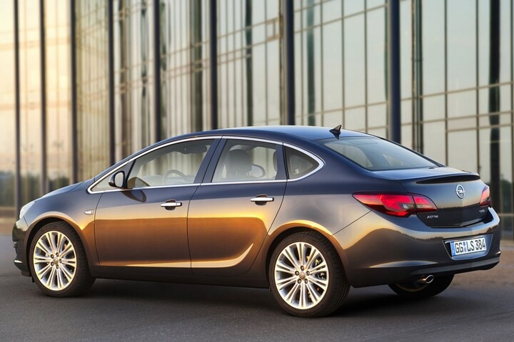 Opel Astra Sedan