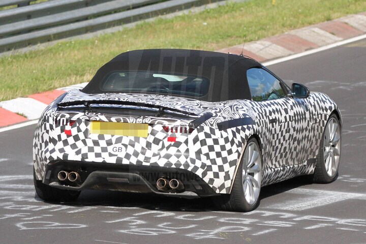 Jaguar F-type R