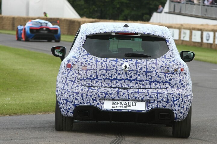 Renault Clio RS op Goodwood