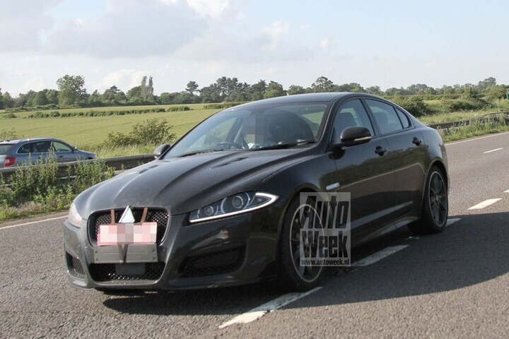 Jaguar XFR-S