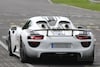 Porsche 918 met Walter Röhrl achter het stuur