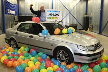 Klokje rond Saab 9-5 2.3t