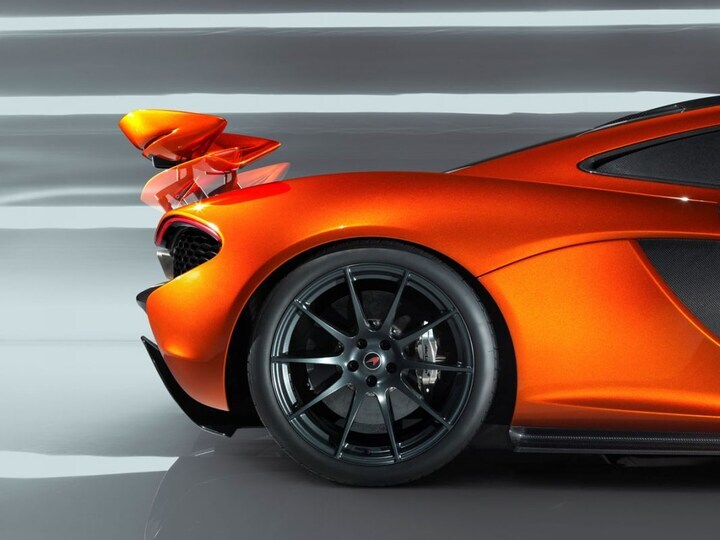 McLaren P1