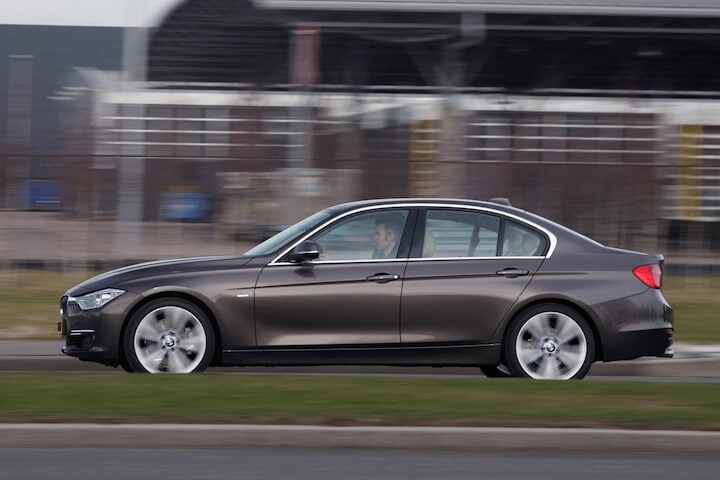 BMW 328i High Executive