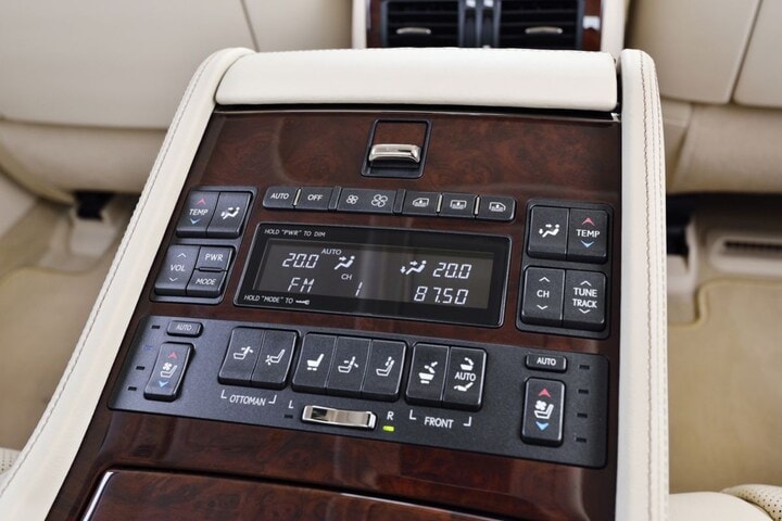 Lexus LS 600h
