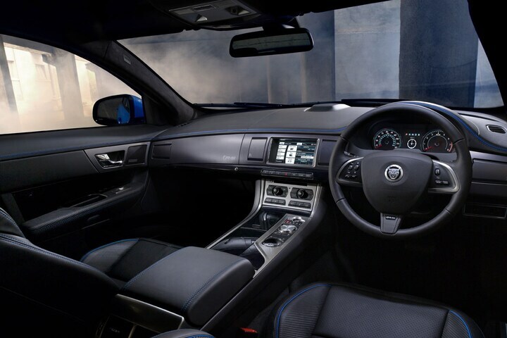 Jaguar XFR-S