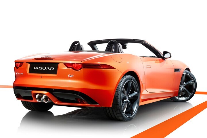 Jaguar F-type Black Pack