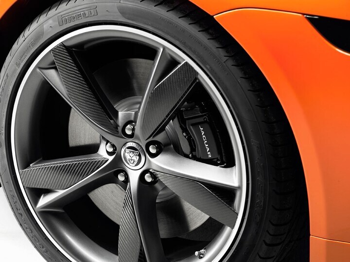 Jaguar F-type Black Pack