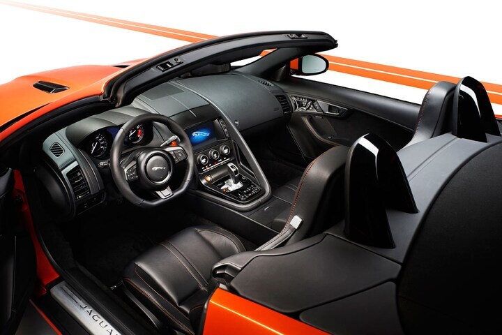 Jaguar F-type Black Pack
