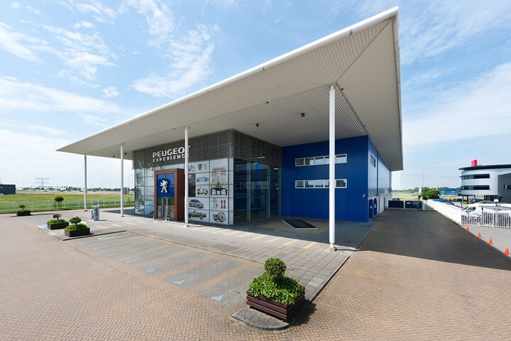Peugeot Experience Center