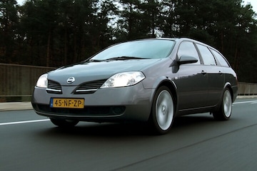 nissan primera klokje rond