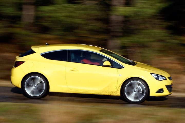 Opel Astra GTC 1.6 Turbo Sport