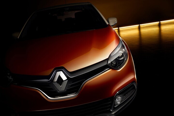 Renault Clio SUV teaser