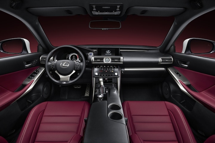 Lexus IS 300h F Sport Line