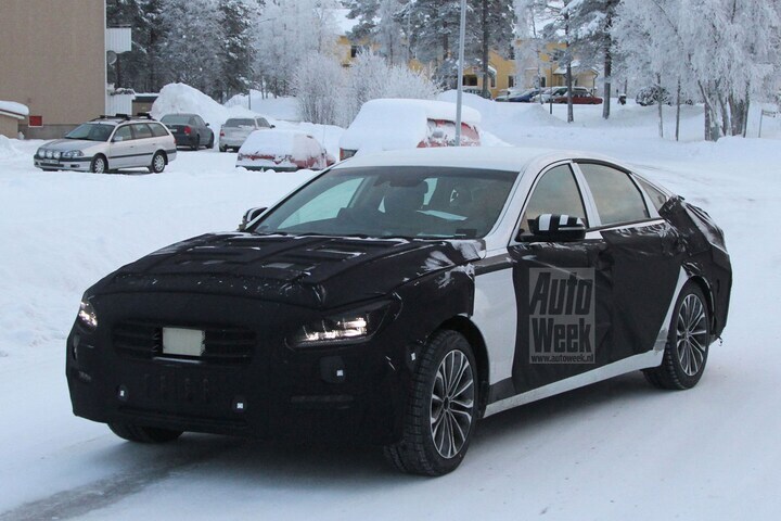 Hyundai Genesis sedan gespot