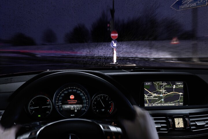 Mercedes-Benz Intelligent Drive