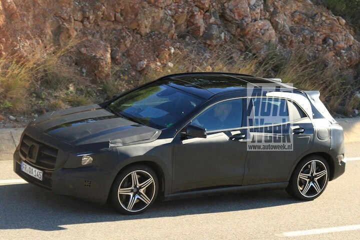 Mercedes-Benz GLA Spyshots