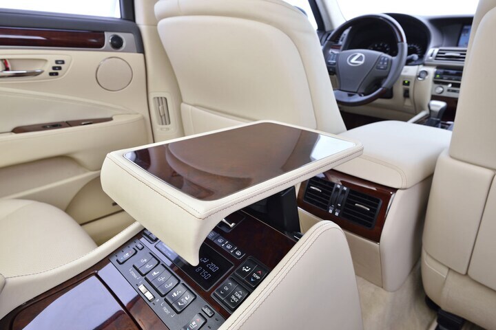 Lexus LS 600h