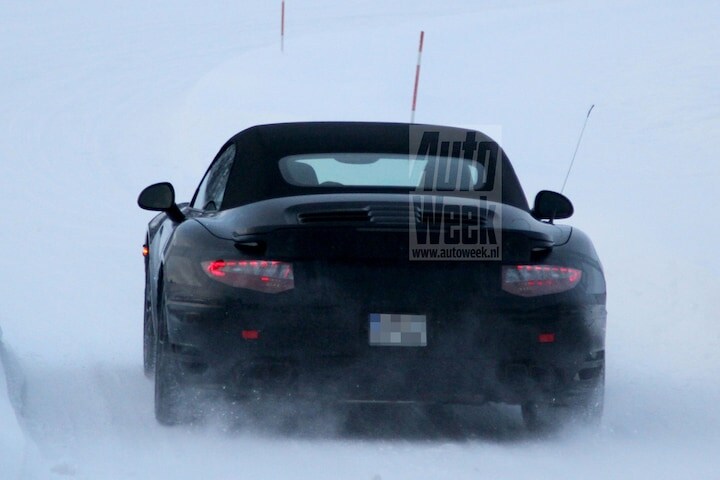Porsche 911 Turbo Cabrio spionage
