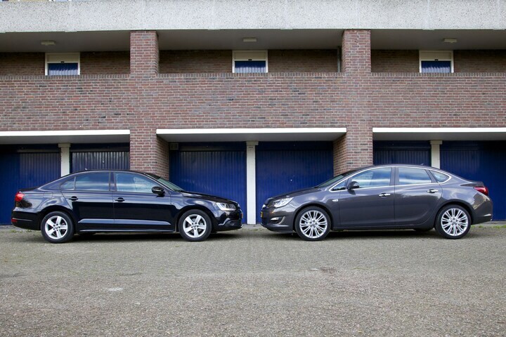 Opel Astra sedan - Volkswagen Jetta