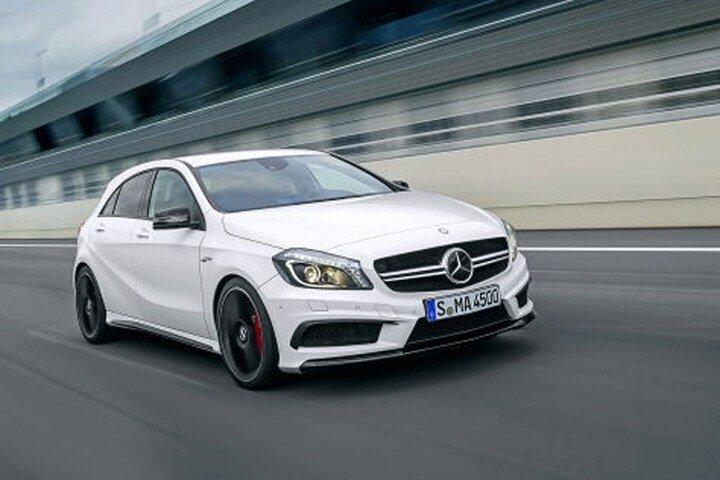 Mercedes-Benz A45 AMG gelekt