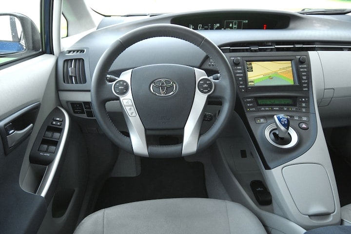 Toyota Prius 1.8 HSD Executive Business