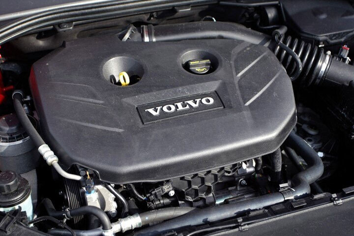 Volvo S60 T5 R-Design