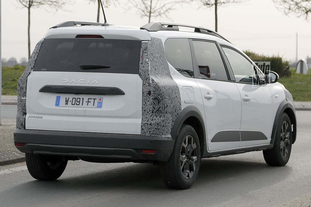 Spyshots Dacia Jogger