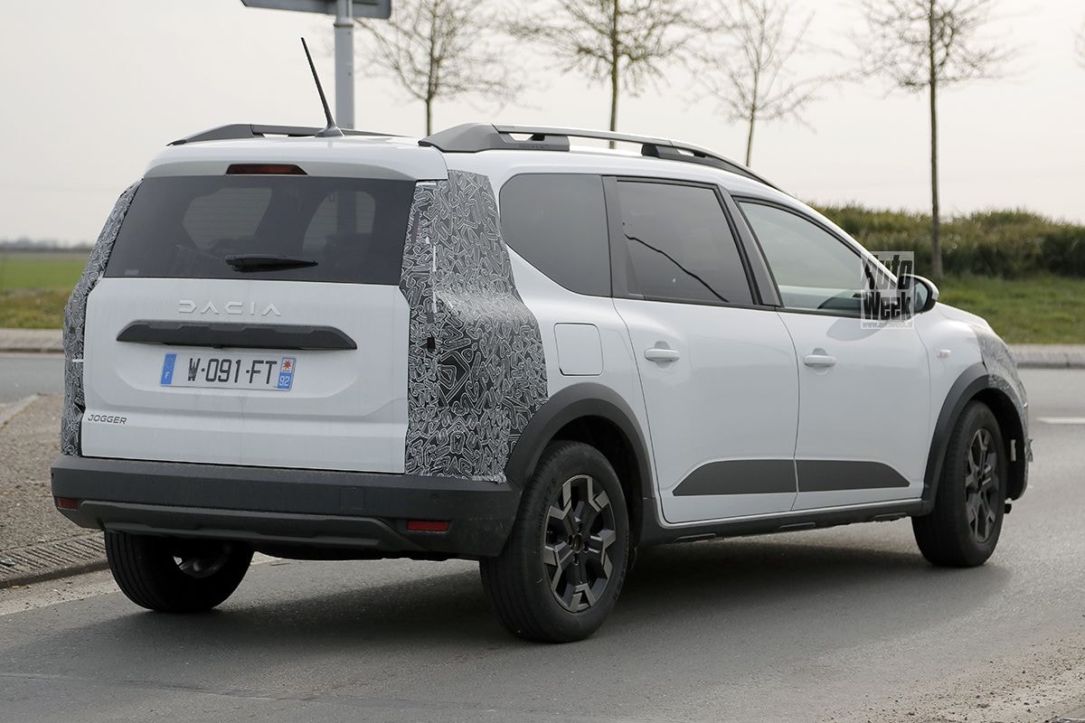 Spyshots Dacia Jogger