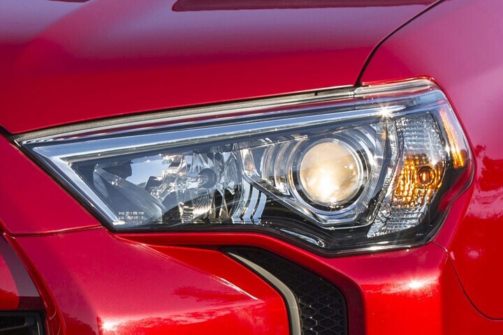 Toyota 4Runner teaser