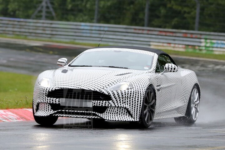 Aston Martin Vanquish Volante
