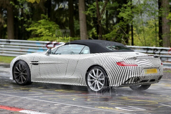 Aston Martin Vanquish Volante