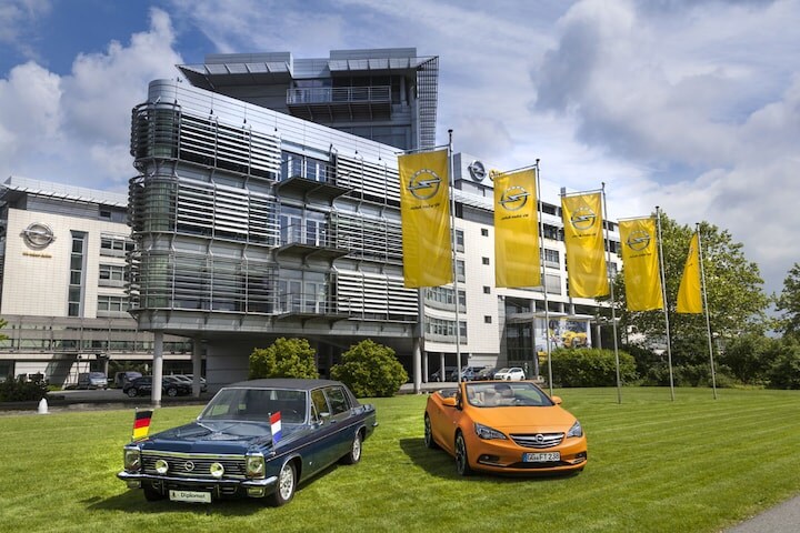 Opel Cascada en Oranje (foto: ANP)