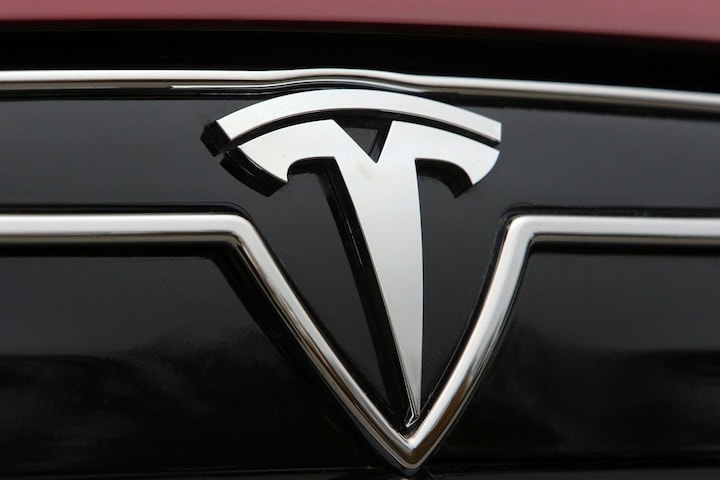 Tesla logo