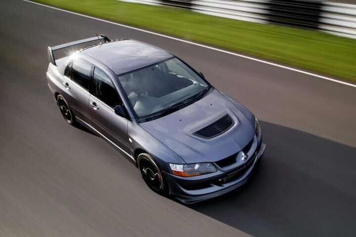 Mitsubishi Lancer Evolution VIII FQ 400