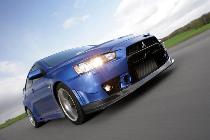 Mitsubishi Lancer Evolution X FQ 400