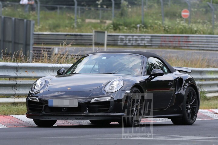 Porsche 911 Turbo S Cabrio